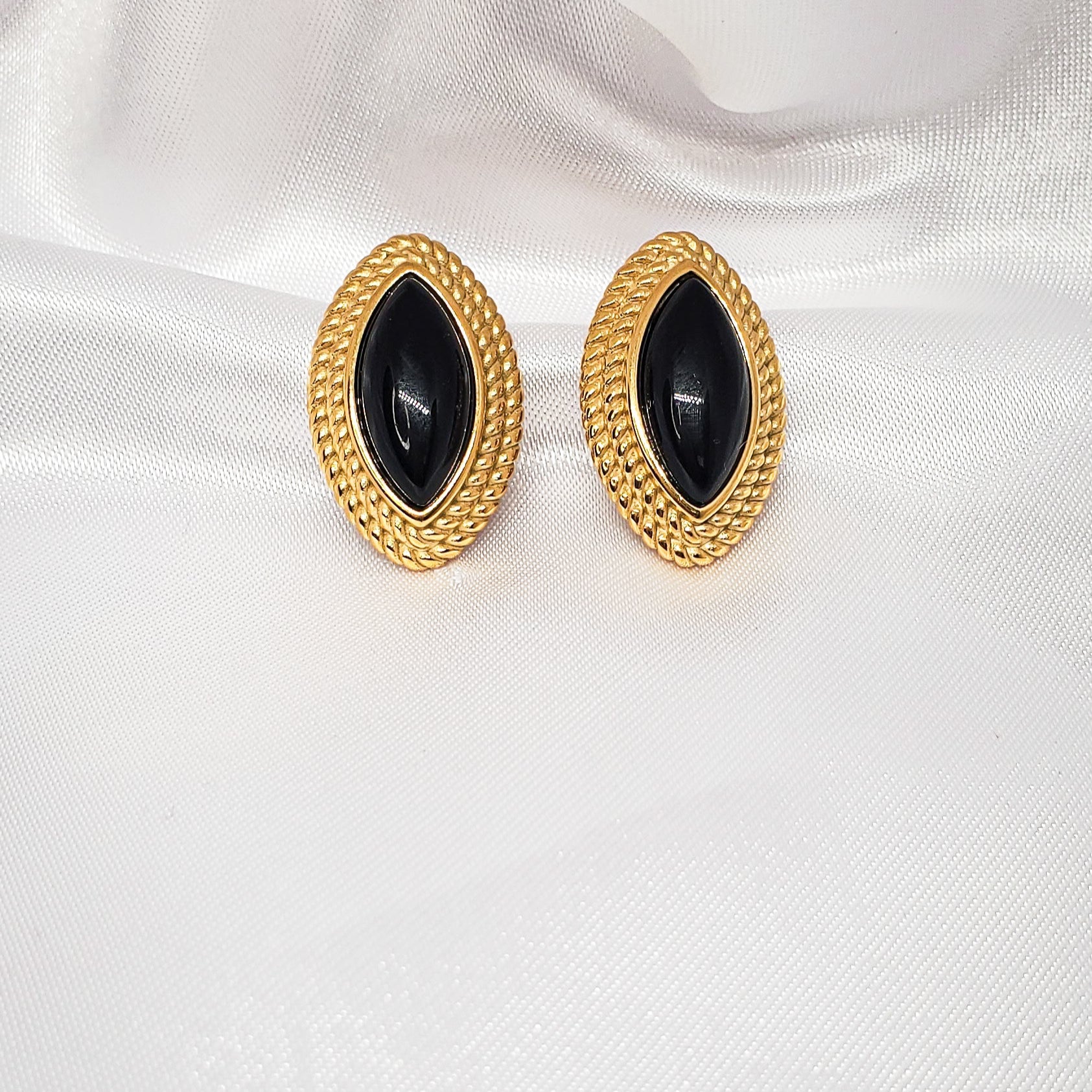Old Money Earrings, Black Oval Earrings, Black Vintage Earrings