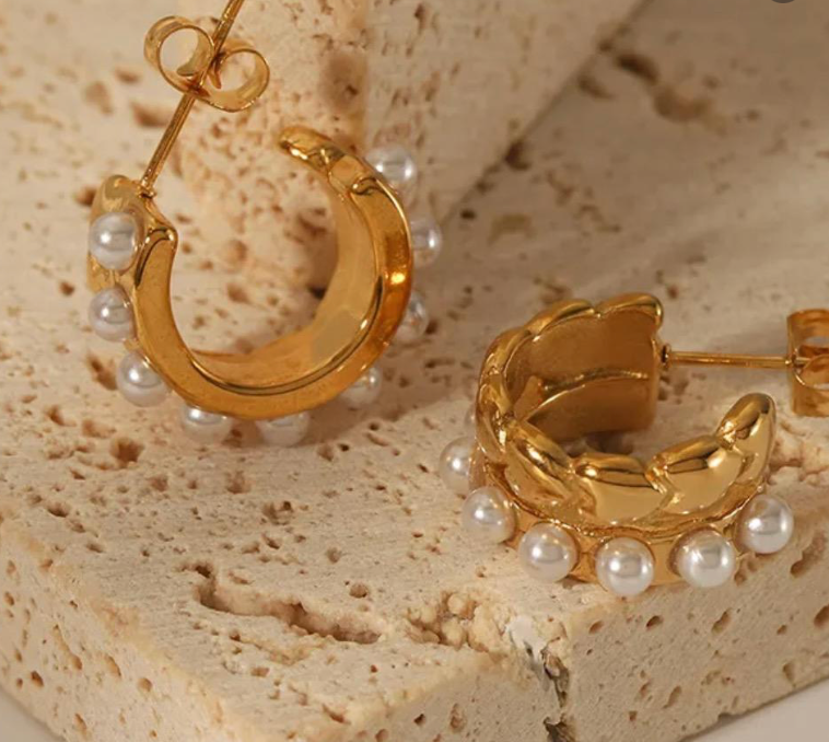 Heart Shape Pearl Earrings