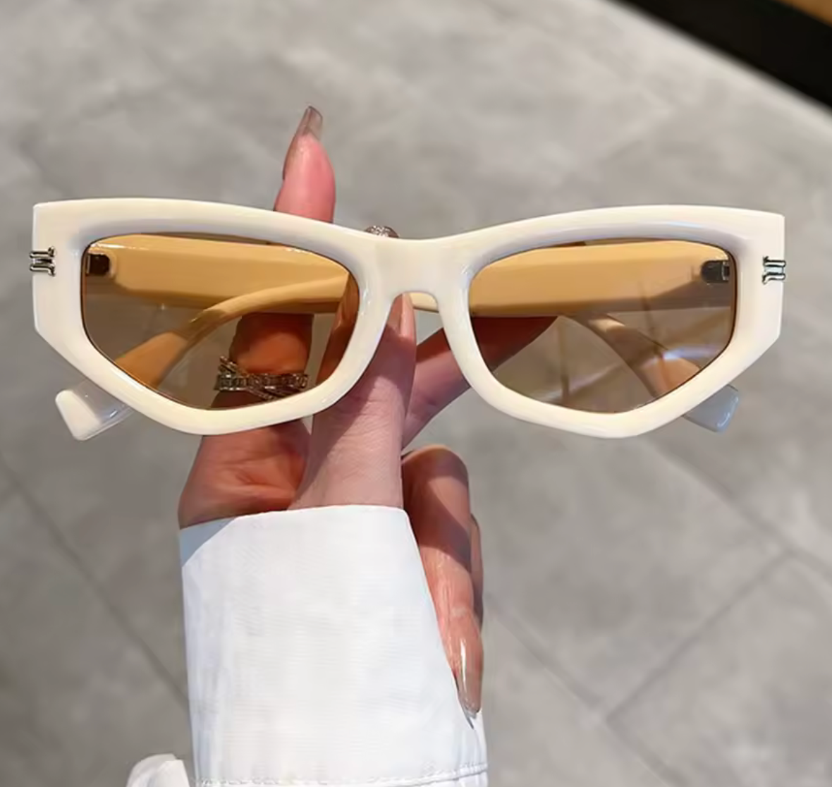 Vintage Cat Eye Sunglasses