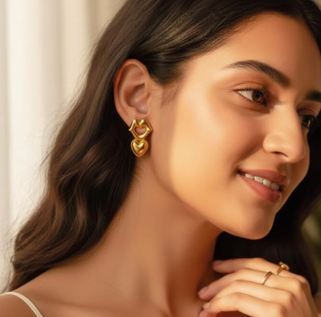 Gold Lip Heart Earrings Vintage Old Money Design Stainless Steel