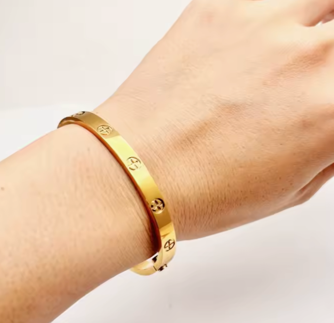 Trendy Gold Minimalist Bangle Bracelet